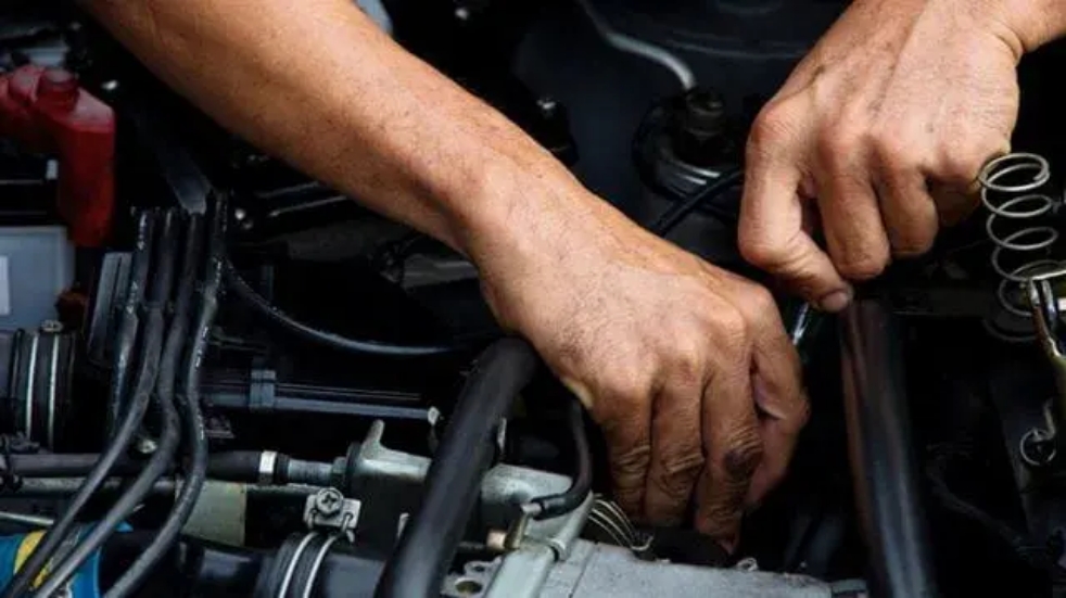 Mechanic repairing a car